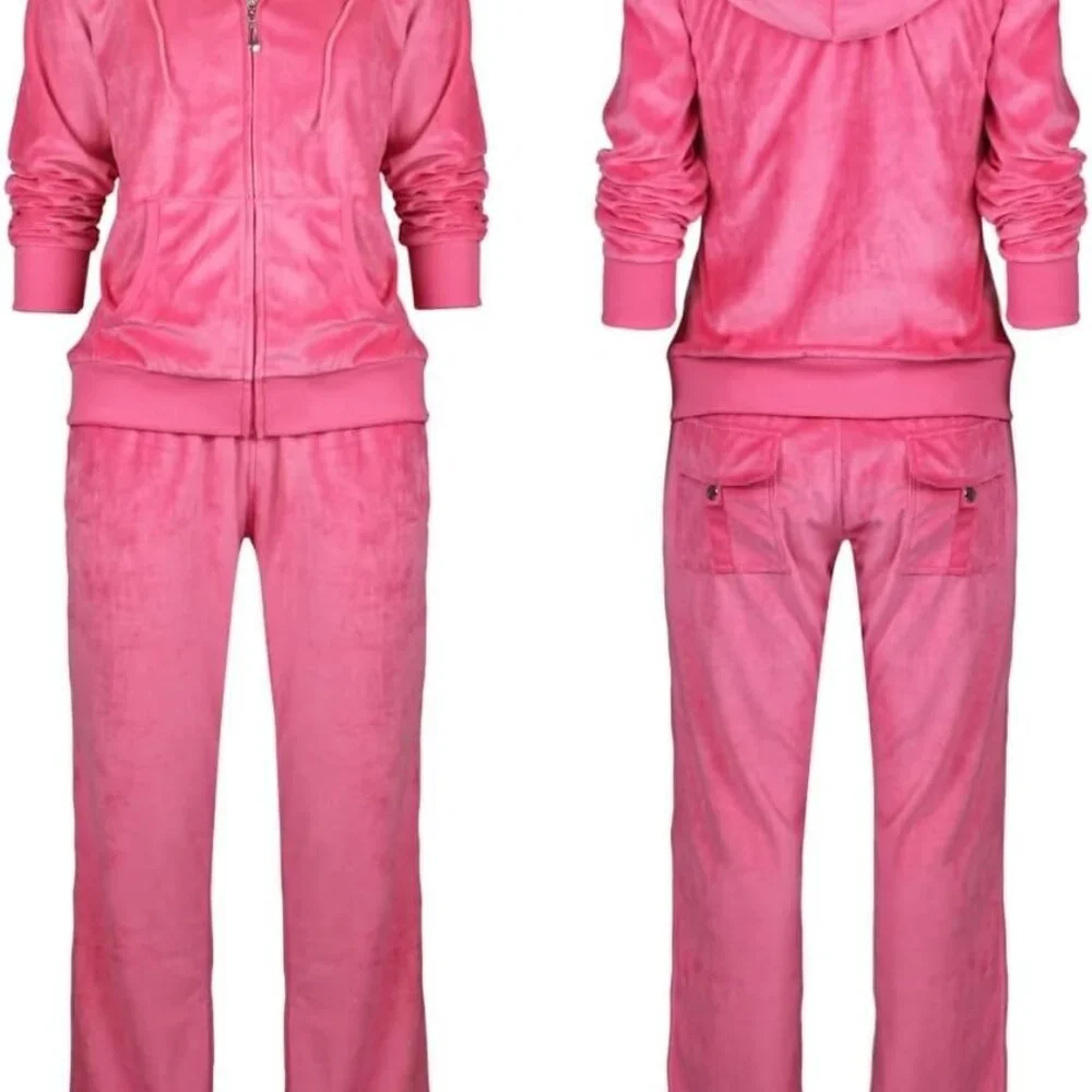 Fashionable Women's Velour Sweat Set - Zip Hoodie & Jogger for All Seasons